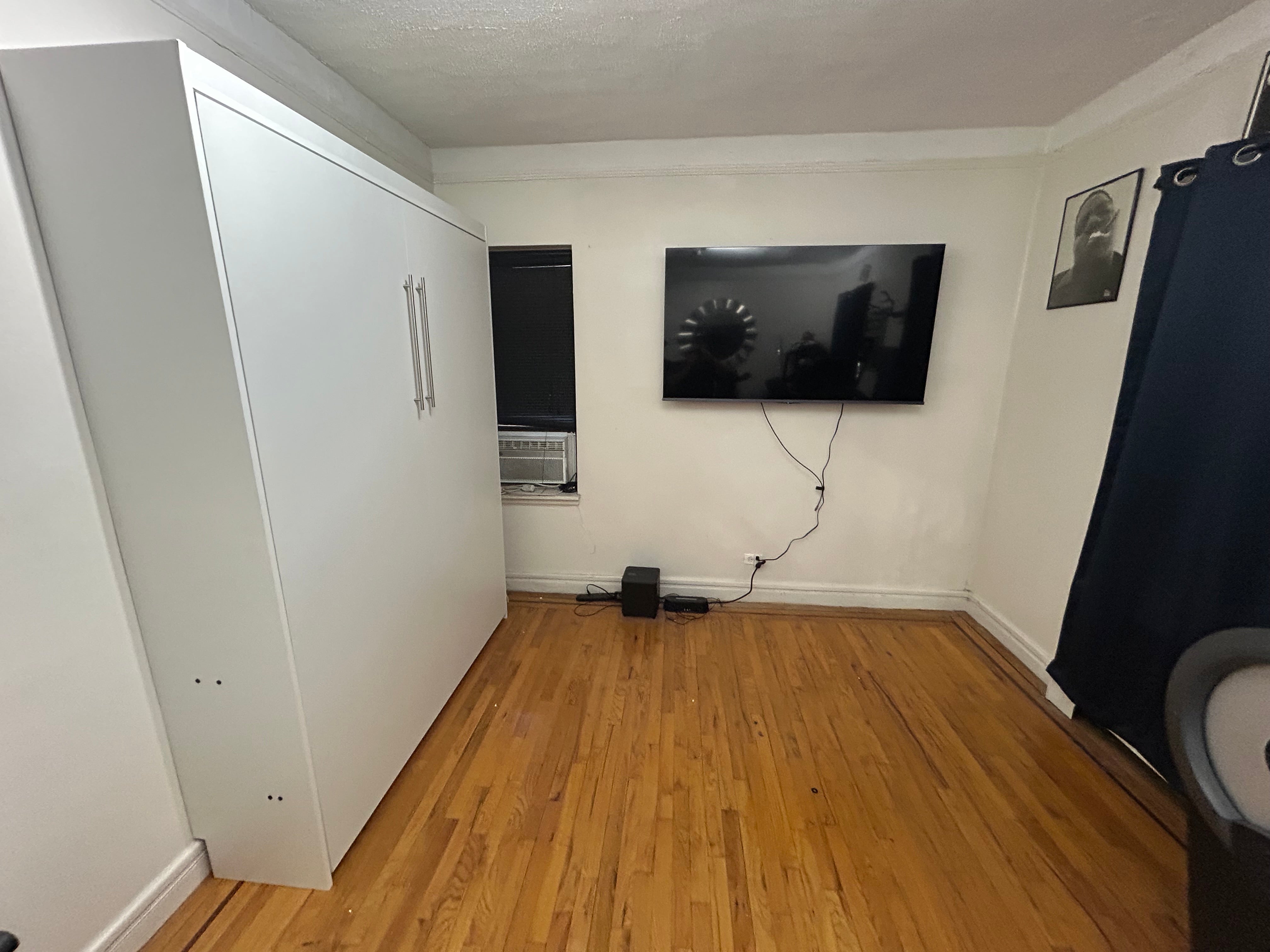 Murphy bed perfect for your home gym