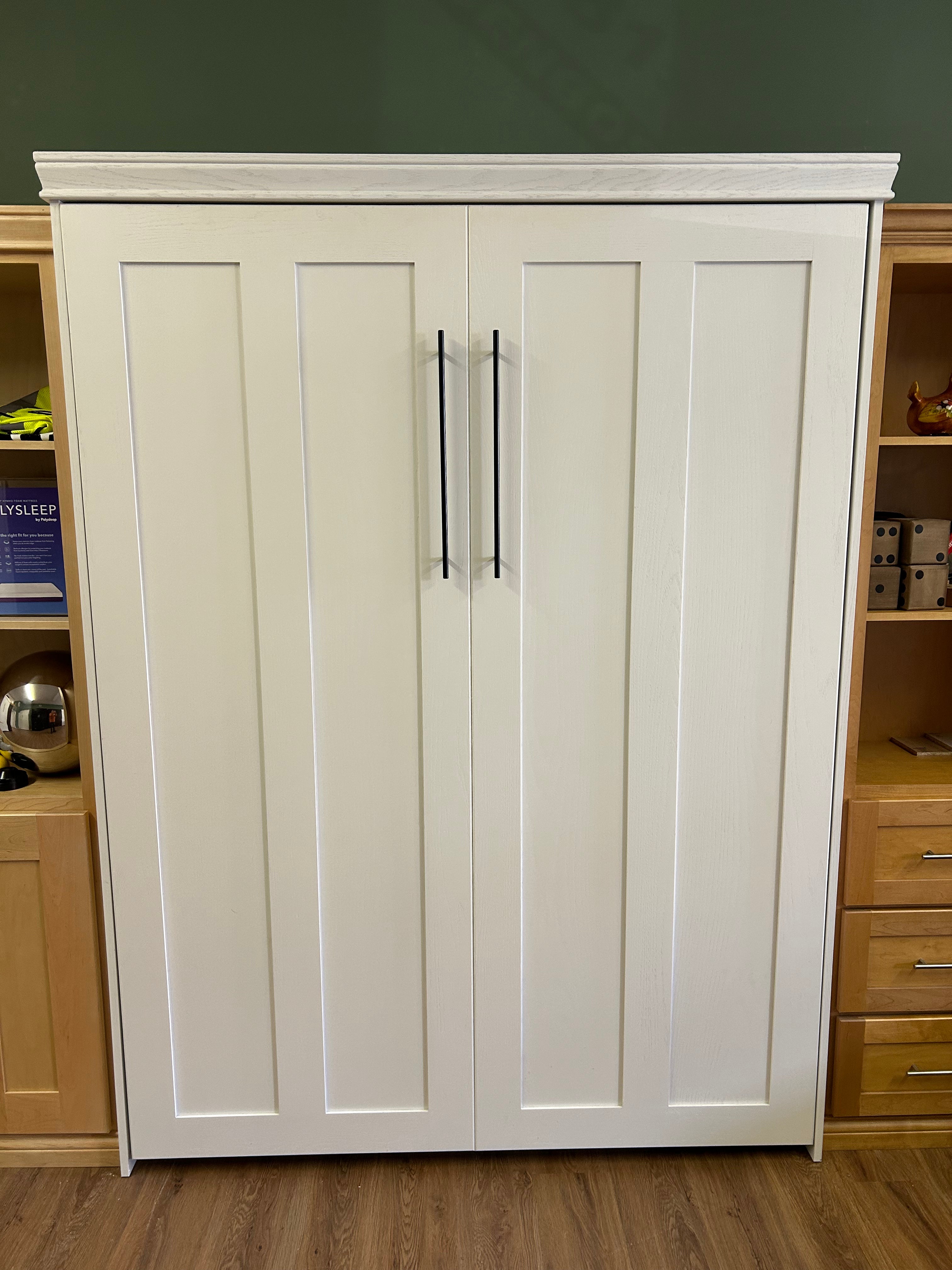 Queen Size Manhattan - Pre Owned