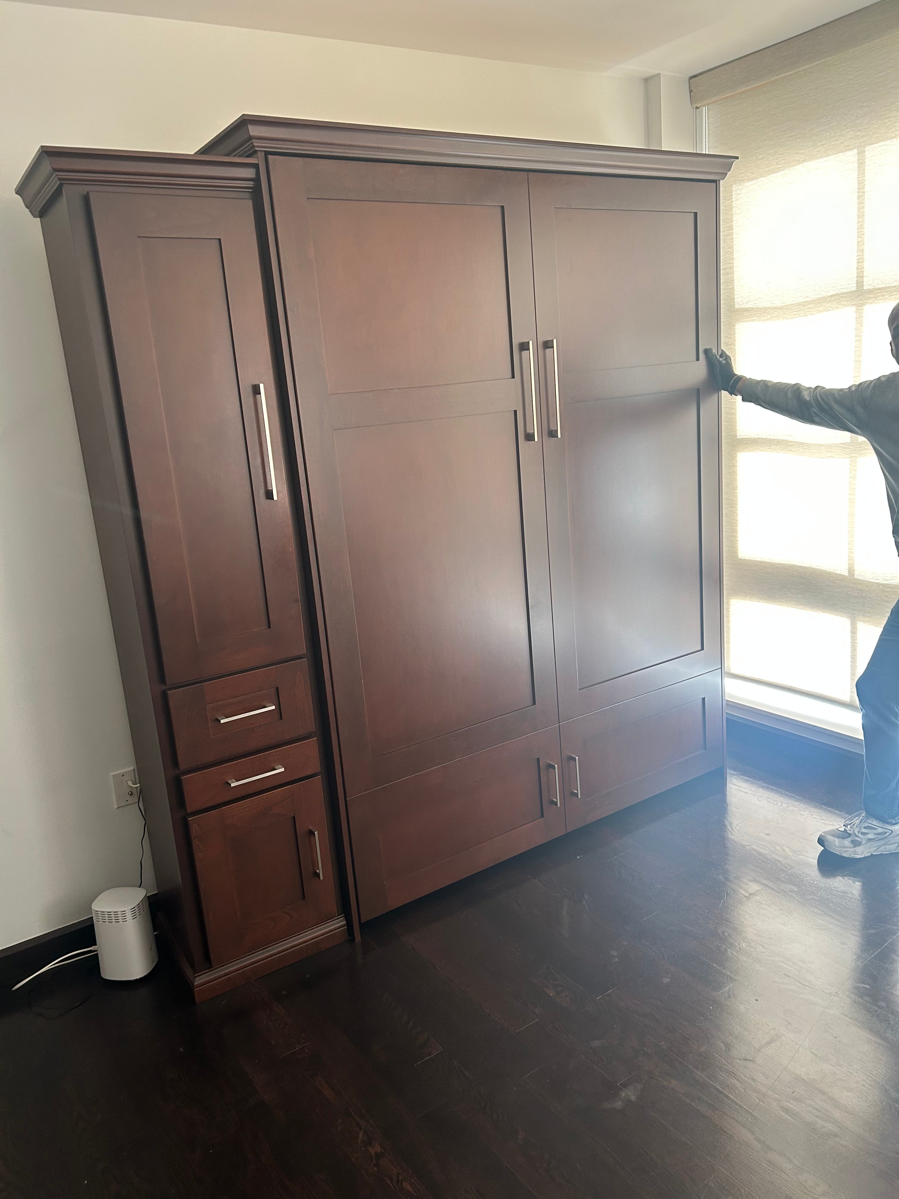 Queen SIze Preowned Georgetown - Hide N Go Sleep Murphy Beds